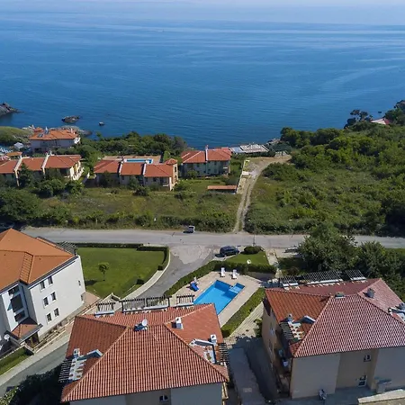 Zora Apartmán *